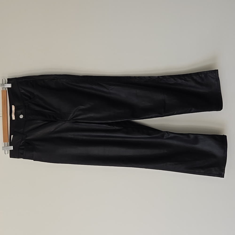Levi's Ribcage Straight Faux Leather Pants - Size 28 - Black